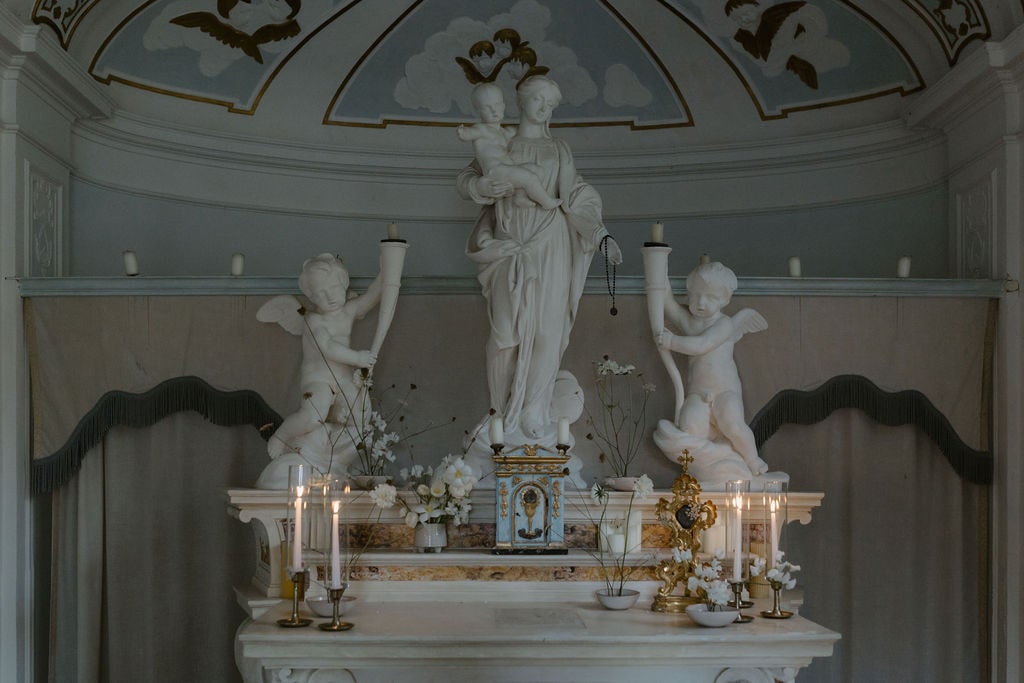 Private chapel wedding Villa di Geggiano